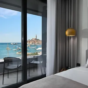 **** Hotel Delfin Kroatien